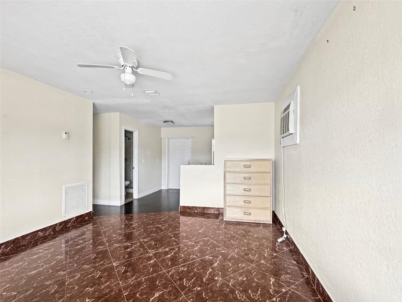 3282 NW 13th Street — photo 8