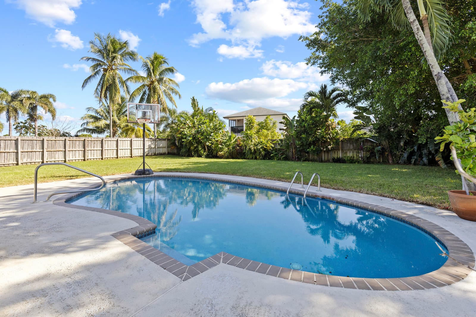 836 NW 9th Way, Boynton Beach, FL 33426 photo 23