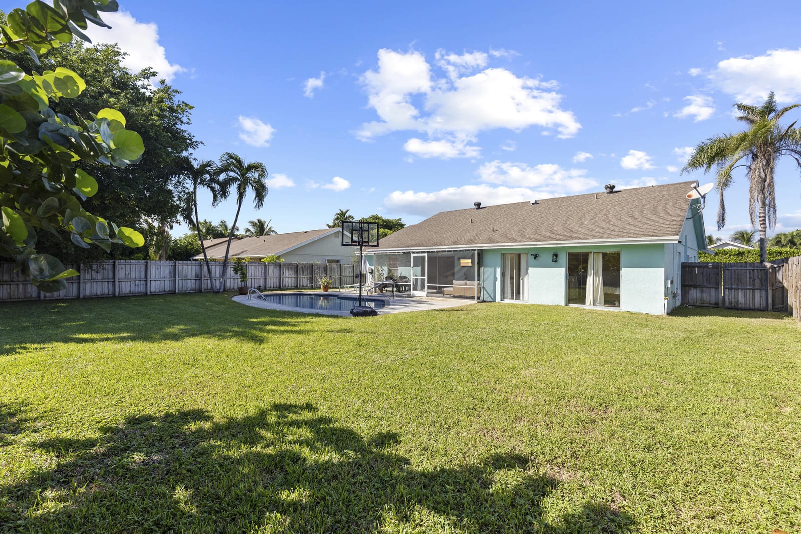 836 NW 9th Way, Boynton Beach, FL 33426 photo 25