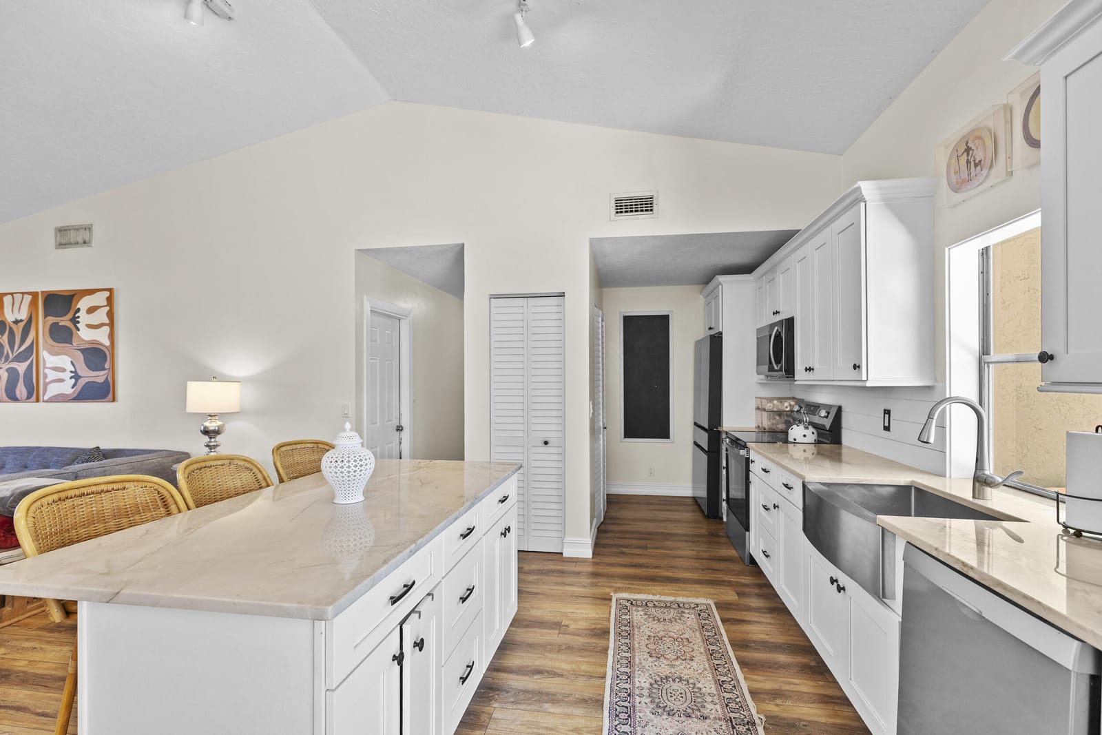 836 NW 9th Way, Boynton Beach, FL 33426 photo 6
