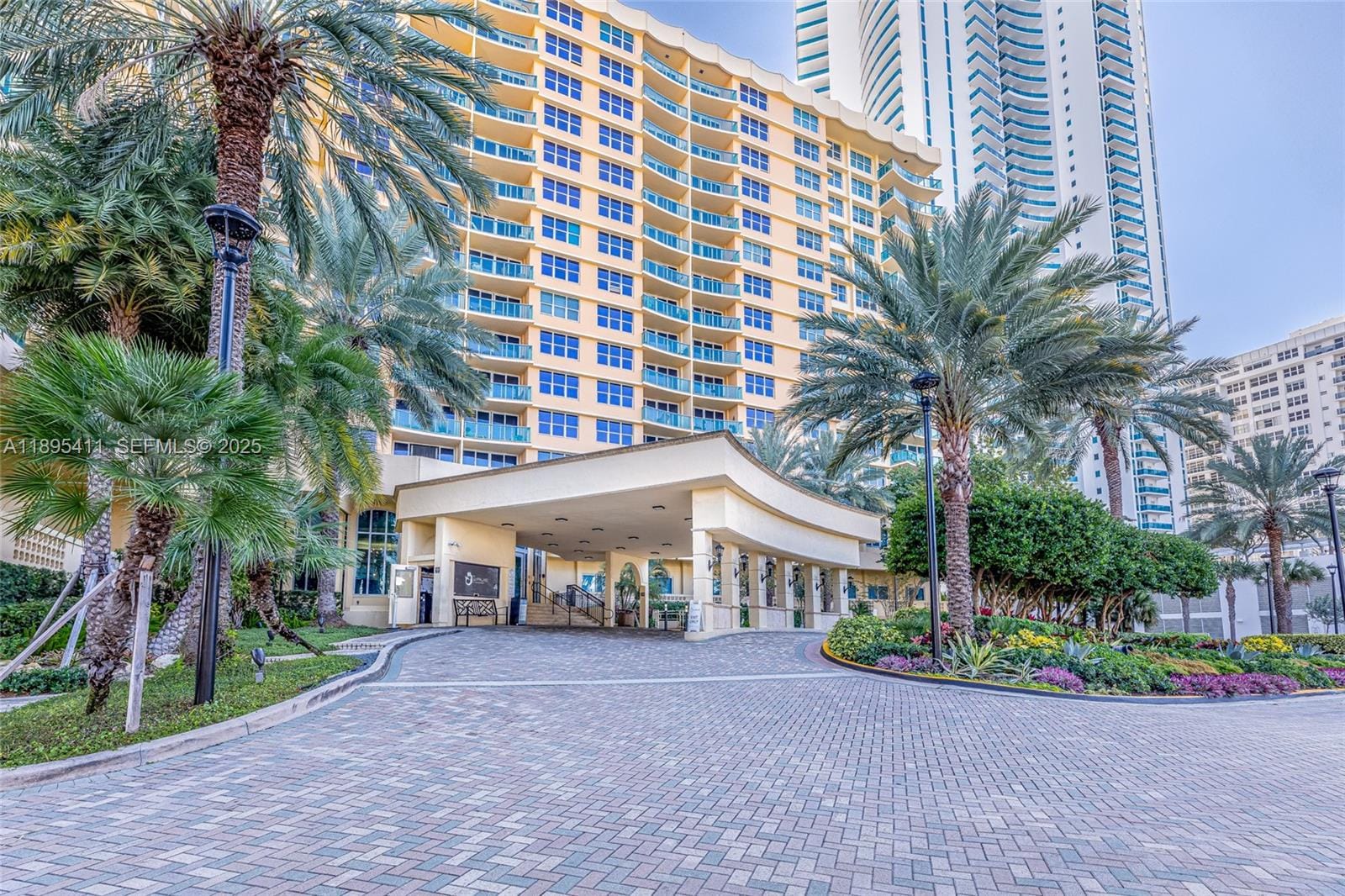 2501 S Ocean Drive 439 — photo 2
