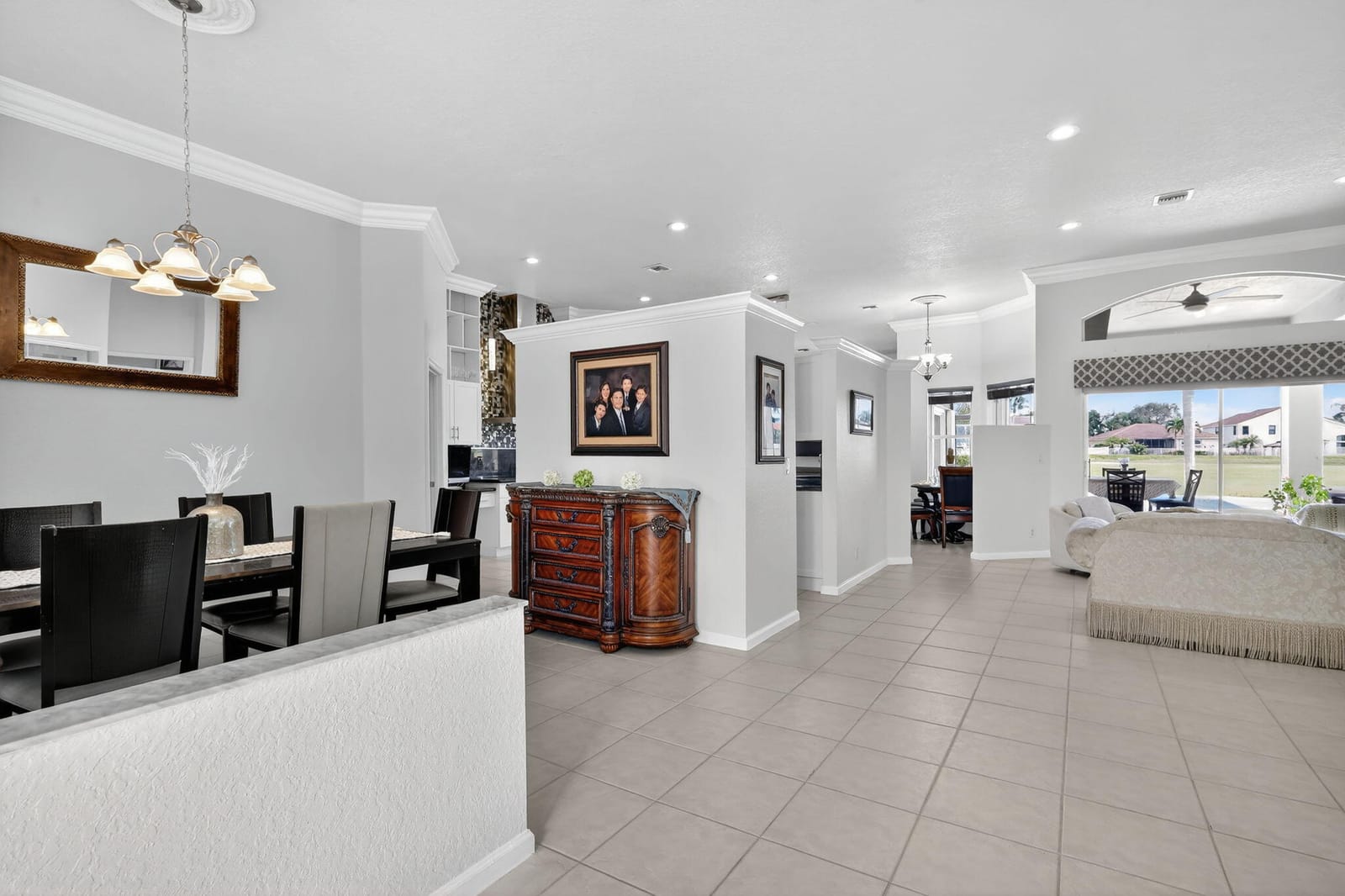 5609 Lake Shore Village Circle — photo 4