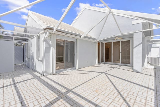 5 Brighton Court, Palm Beach Gardens, FL 33418