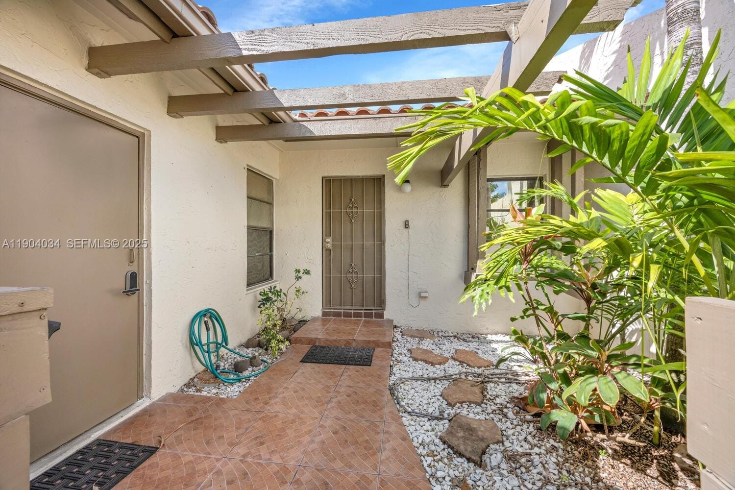 8596 SW 115th Place, Miami, FL 33173 photo 5