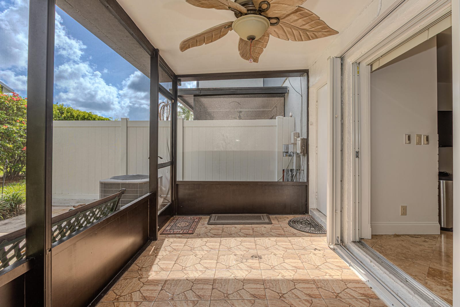 2641 Gately Drive W 1003, West Palm Beach, FL 33415 photo 28