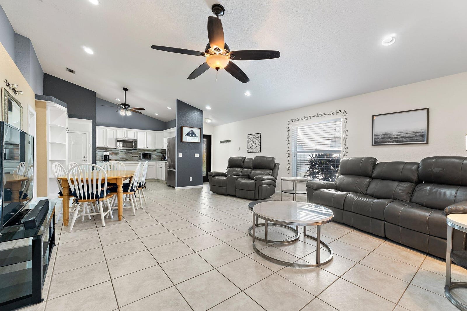 146 Pennock Landing Circle — photo 2