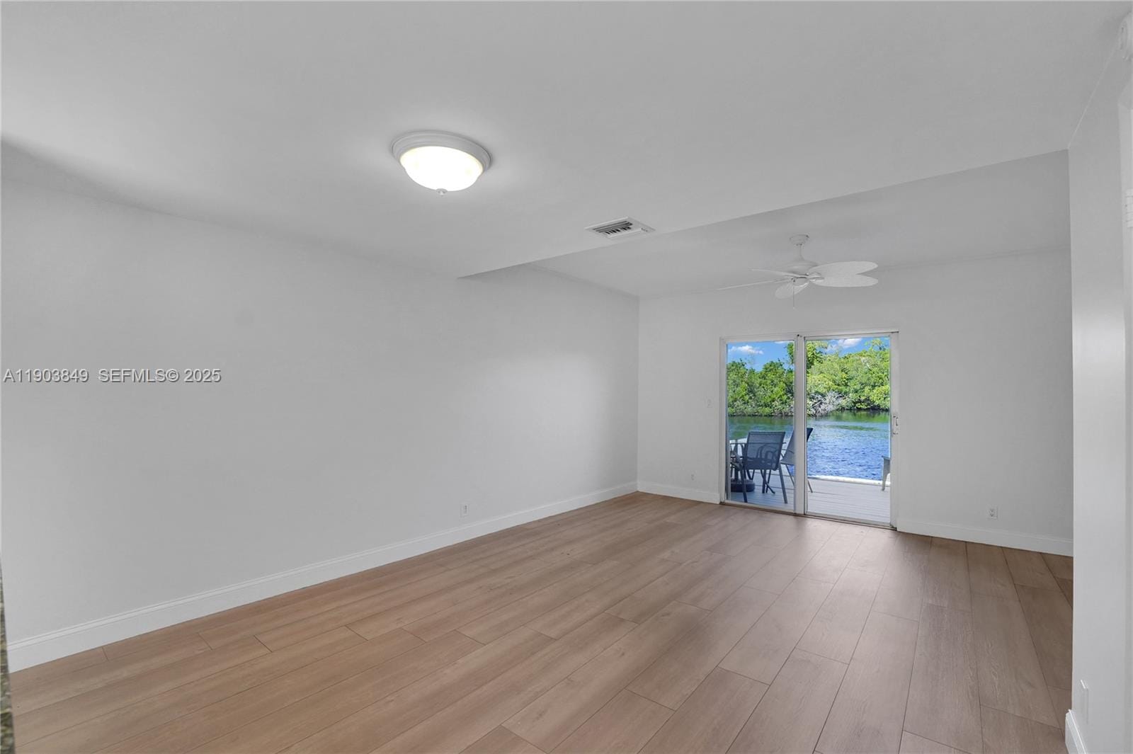 1897 NE 15th Avenue — photo 11