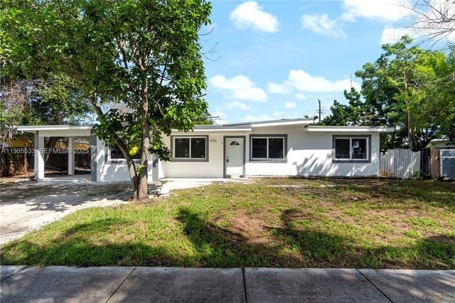5701 SW 41st Street, West Park, FL 33023