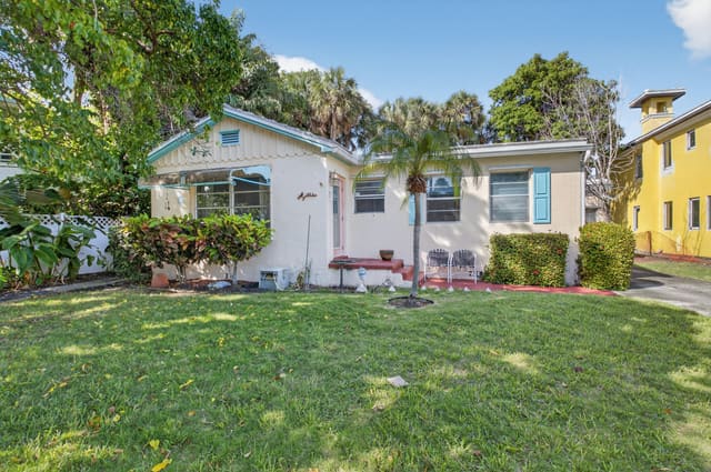 107 SE Olive Way, sold in Boca Raton Por La Mar, Boca Raton, FL