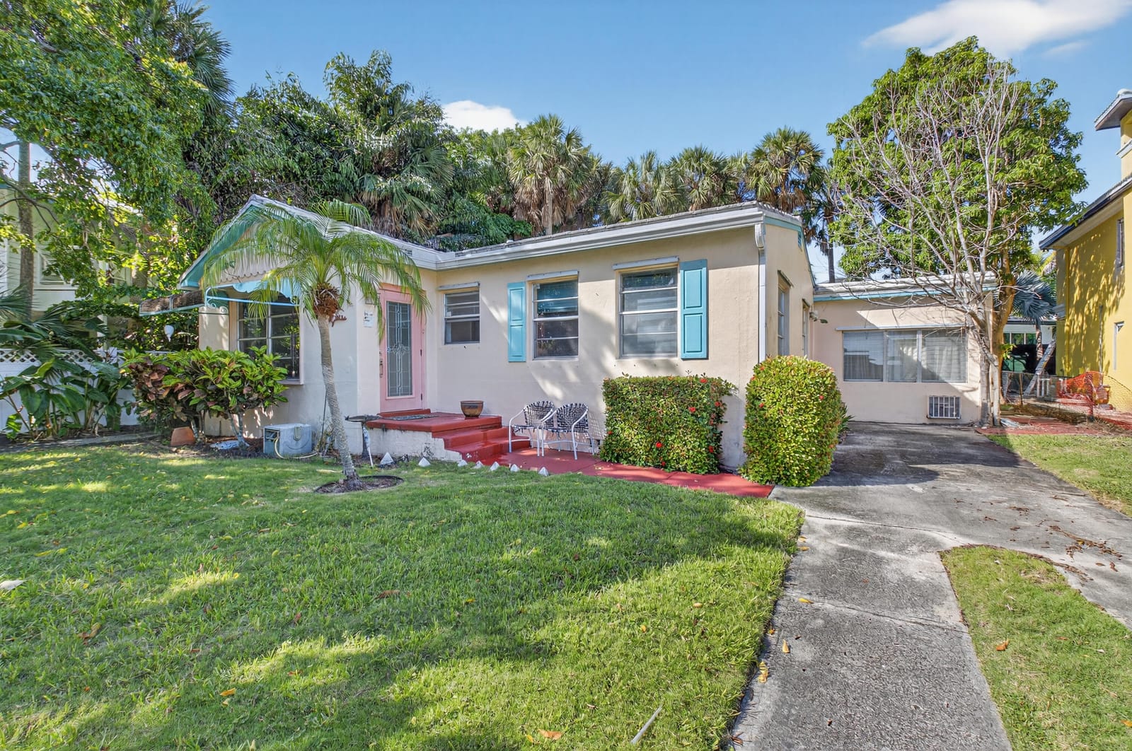 107 SE Olive Way, Boca Raton, FL 33432 photo 2