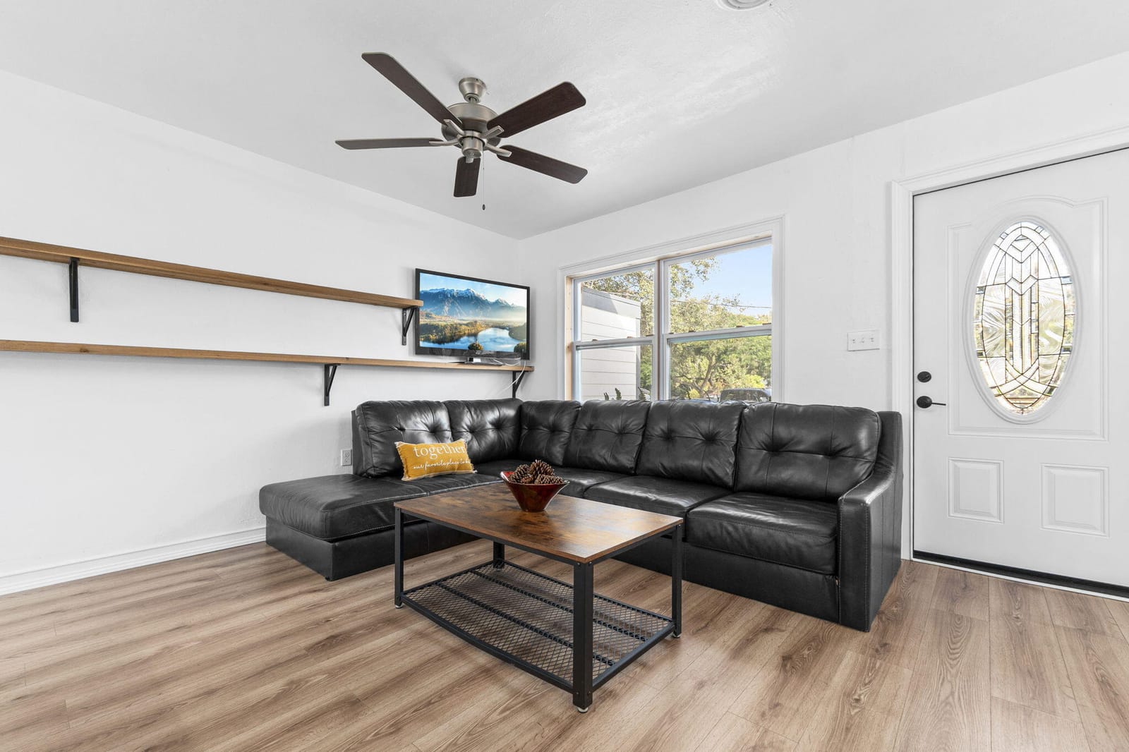 1107 Jasmine Avenue — photo 6