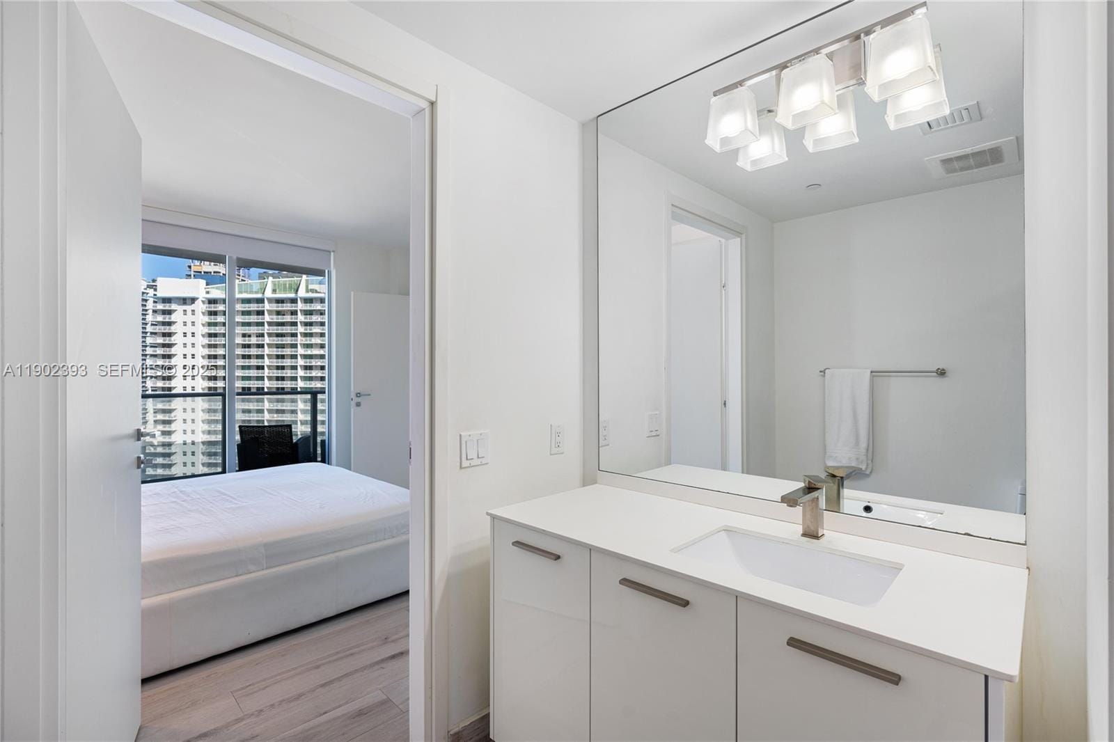 1300 Brickell Bay Drive 3307, Miami, FL 33131 photo 16