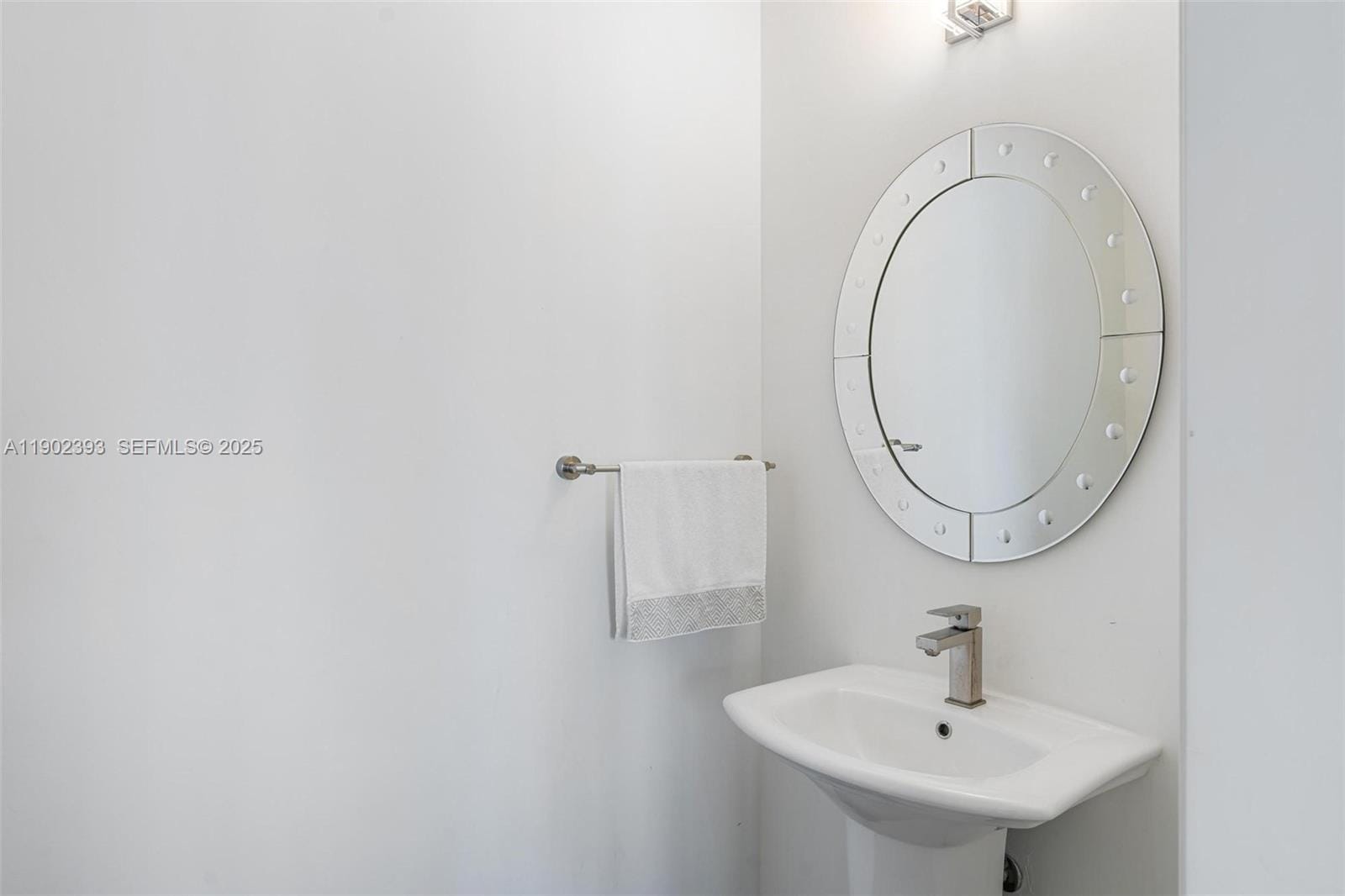 1300 Brickell Bay Drive 3307, Miami, FL 33131 photo 18