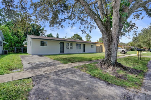 9454 SW 51 Street, sold in Summertime Isles, Cooper City, FL