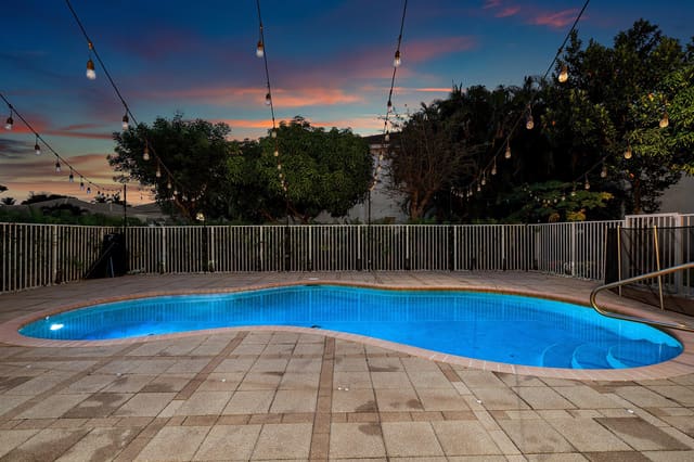 9915 Via Bernini, Lake Worth, FL 33467