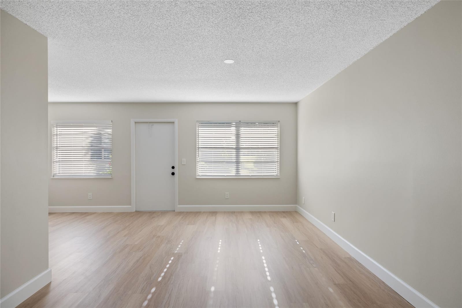 18 Vista Gardens Trail 105 — photo 4