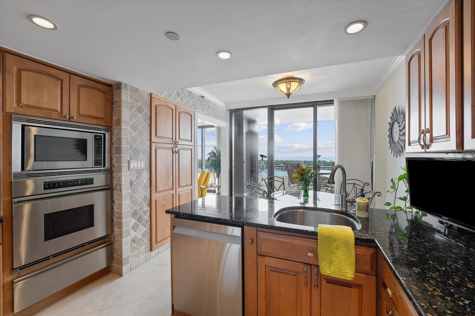 525 S Flagler Drive 19b, West Palm Beach, FL 33401 photo 14