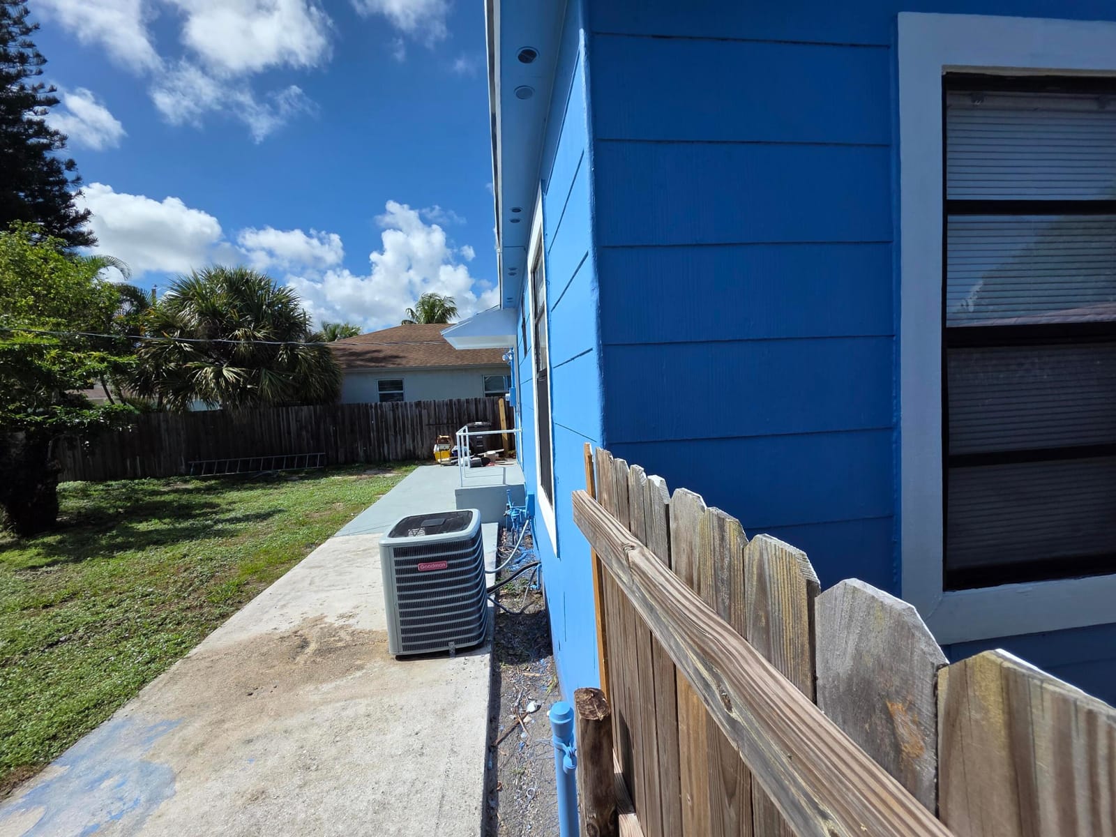 812 Selkirk Street, West Palm Beach, FL 33405 photo 3