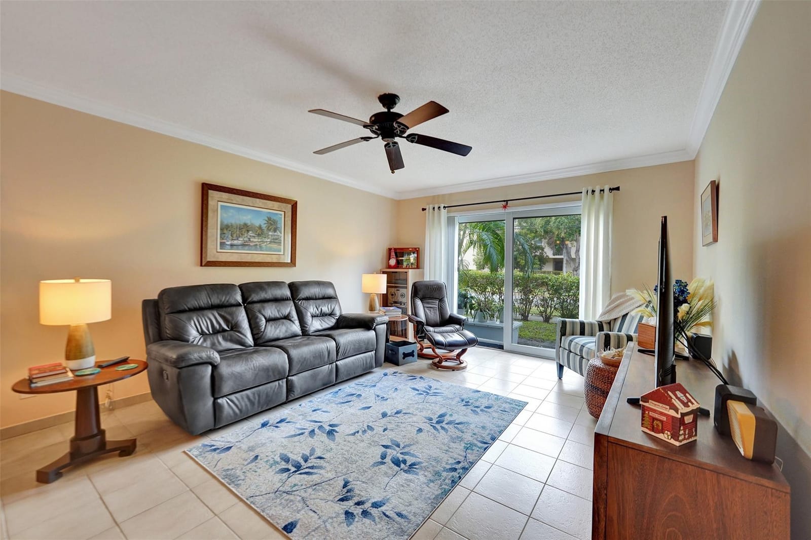 860 SE 6th Avenue 402 — photo 12