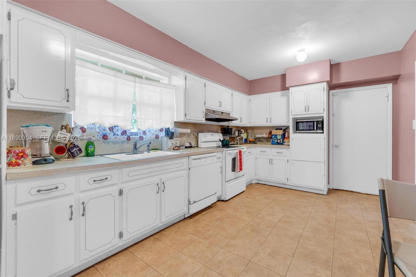 235 NE 123rd Street, North Miami, FL 33161 photo 3