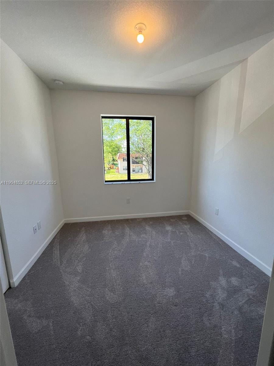 875 NE 211th Street 0, Miami, FL 33179 photo 11