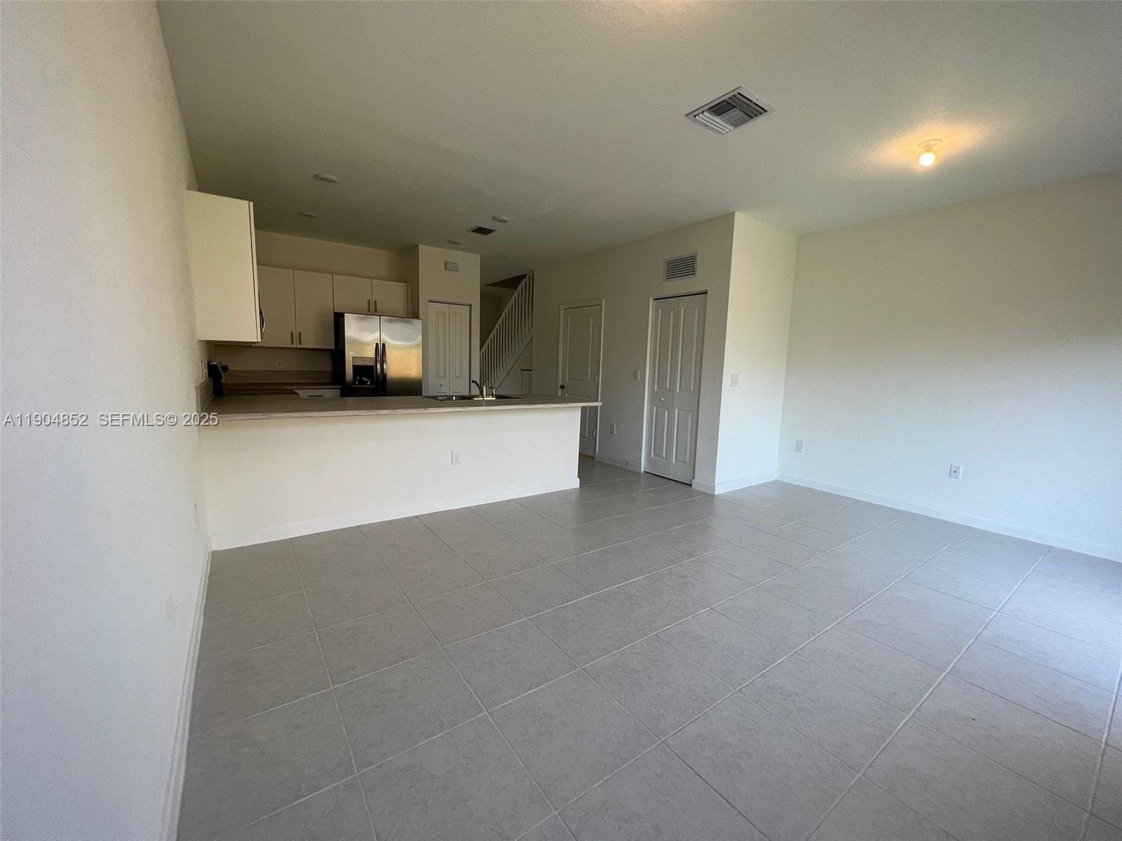875 NE 211th Street 0, Miami, FL 33179 photo 7