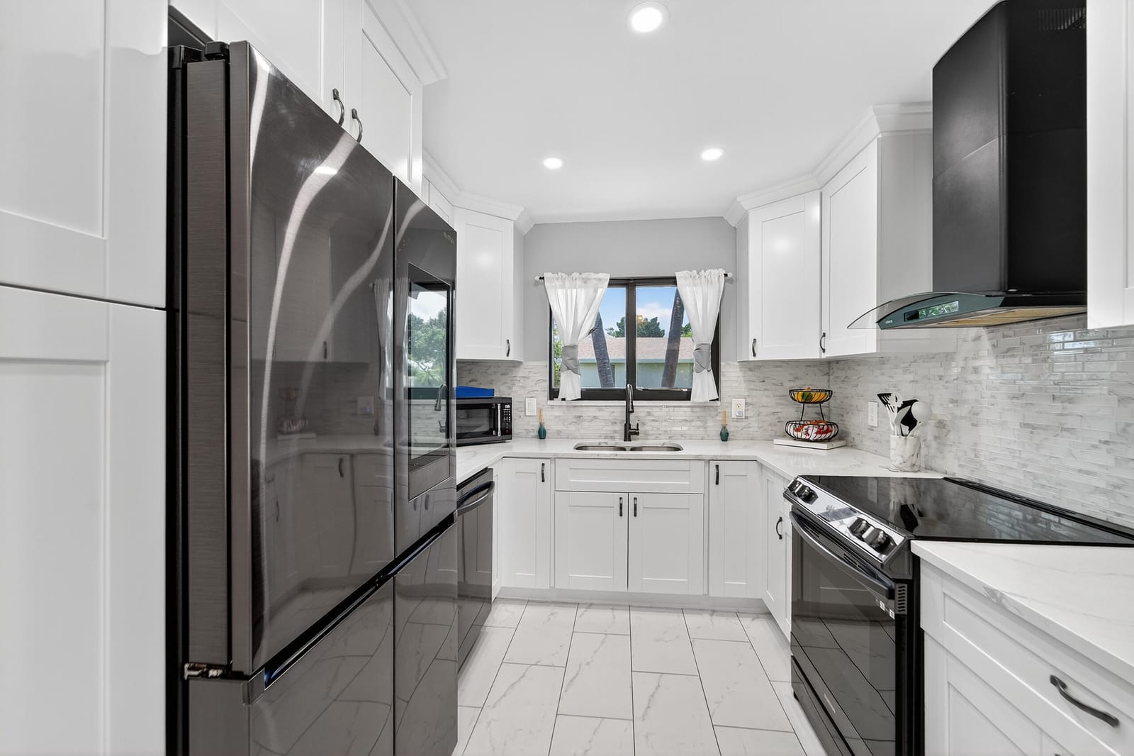 1325 NW 23rd Lane, Delray Beach, FL 33445