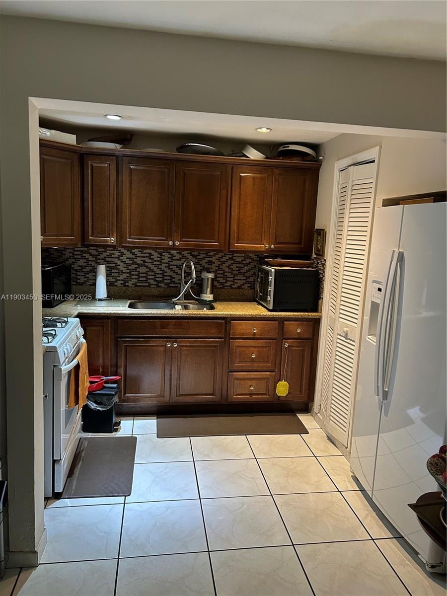 7040 Thomas Street, Hollywood, FL 33024 photo 3