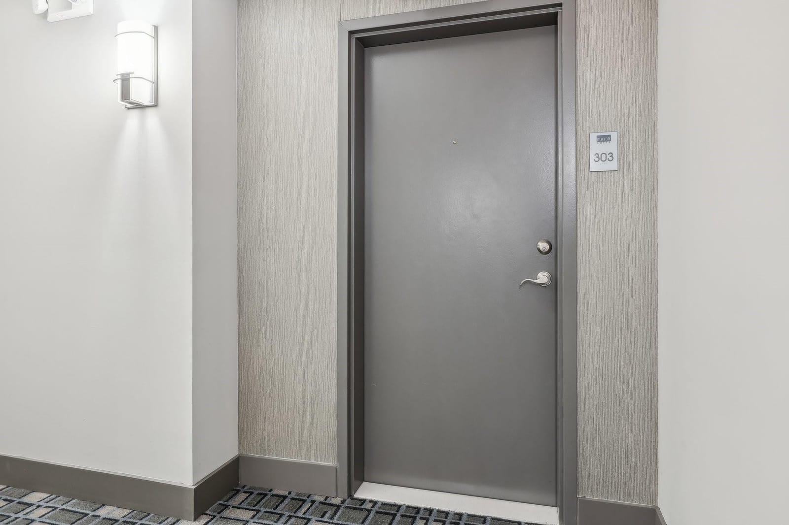 2301 Wilton Drive R303 — photo 10