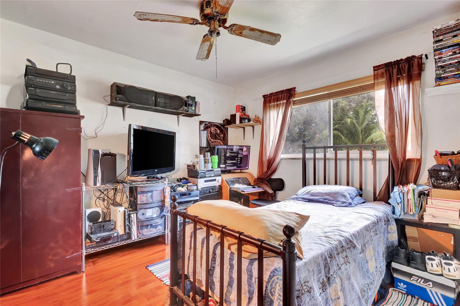 2458 Plunkett Street, Hollywood, FL 33020 photo 15