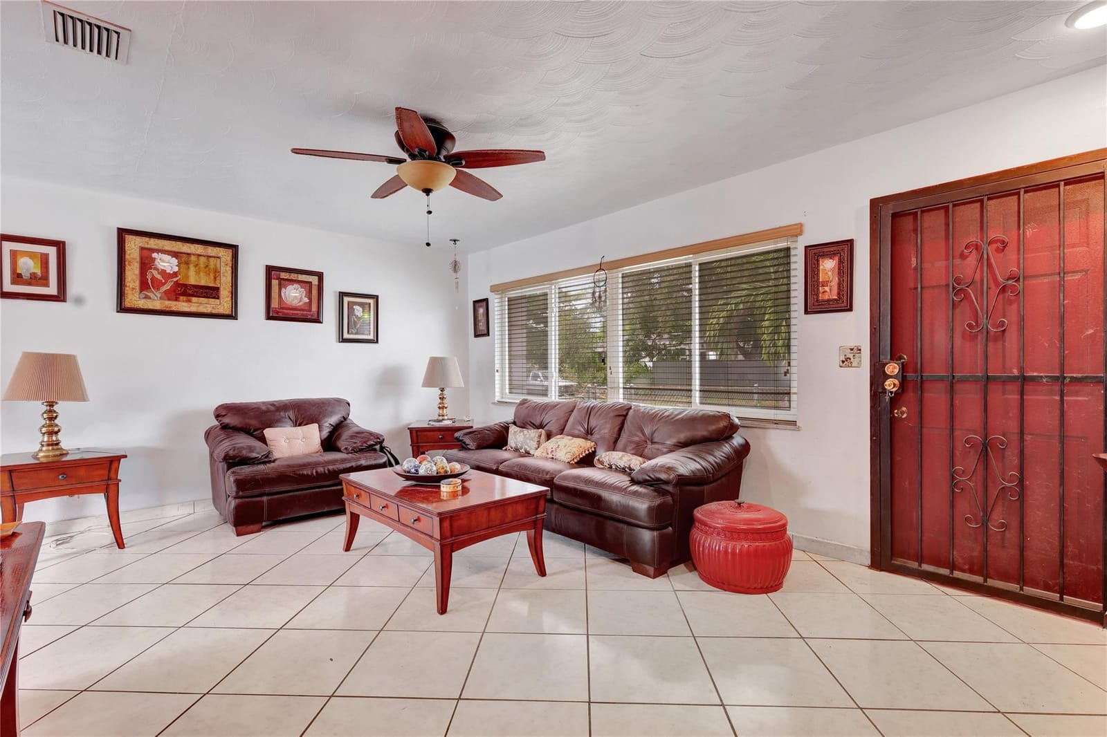2458 Plunkett Street — photo 7
