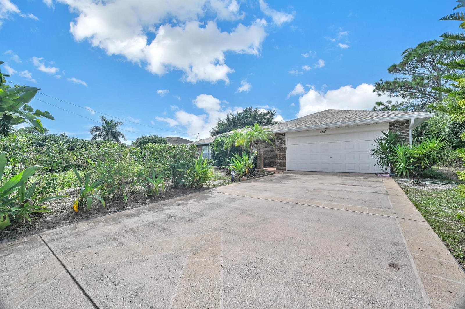 1170 SW Edinburgh Drive, Port St. Lucie, FL 34953