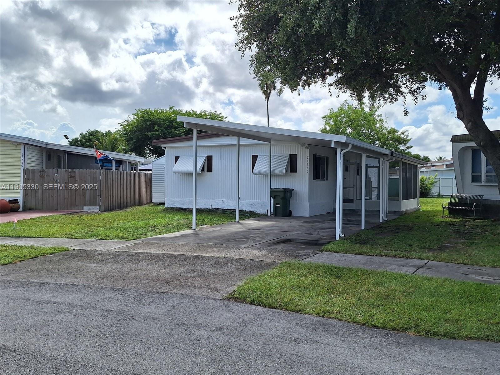 21760 NW 3rd Street, Pembroke Pines, FL 33029 photo 4