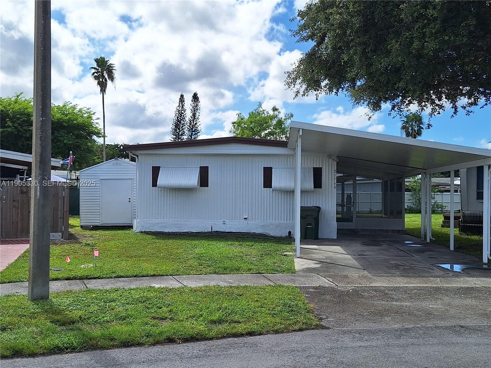 21760 NW 3rd Street, Pembroke Pines, FL 33029