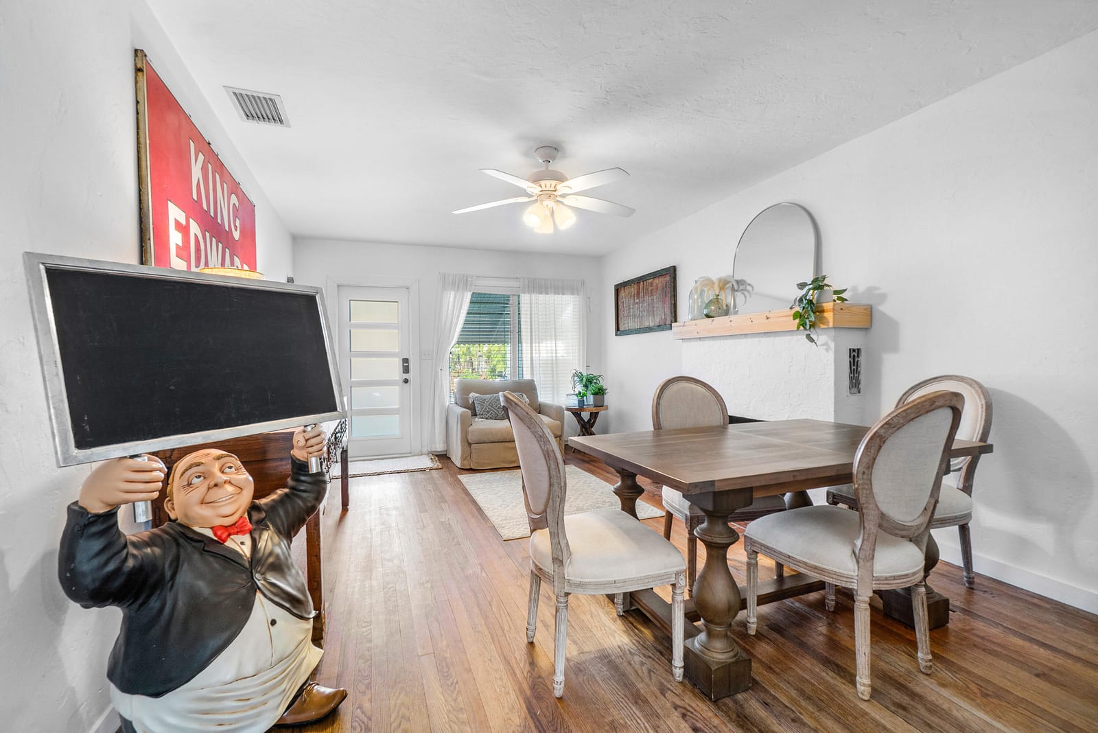 222 S Lakeside Drive — photo 5
