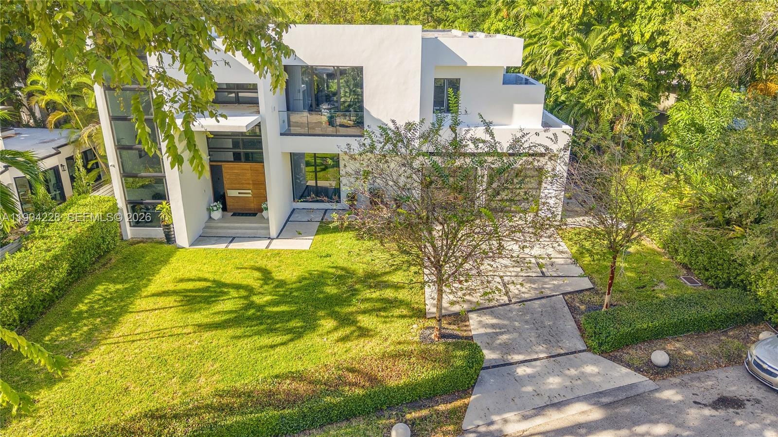 3764 Carmen Court — photo 2