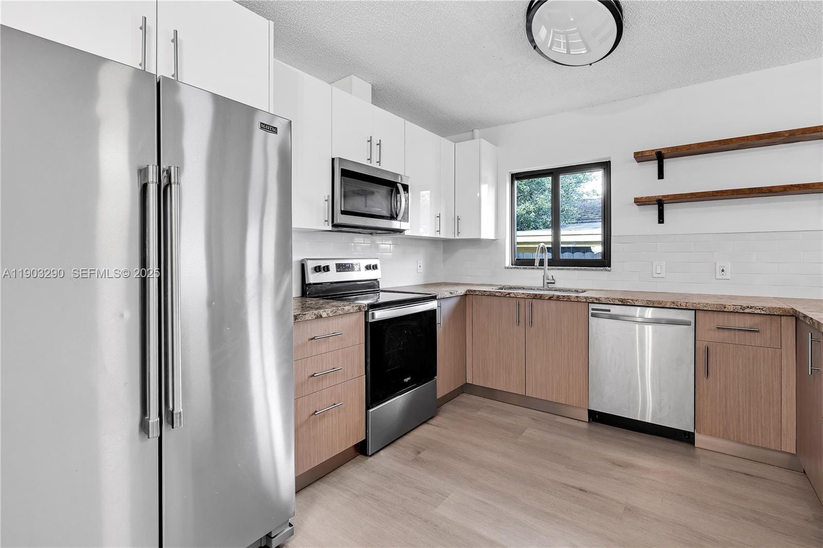 270 NW 40th Court — photo 5