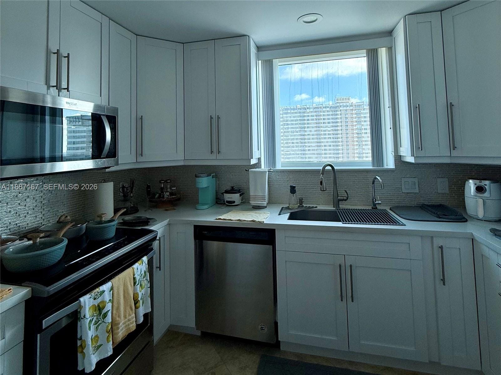1945 S Ocean Drive 1201 — photo 10