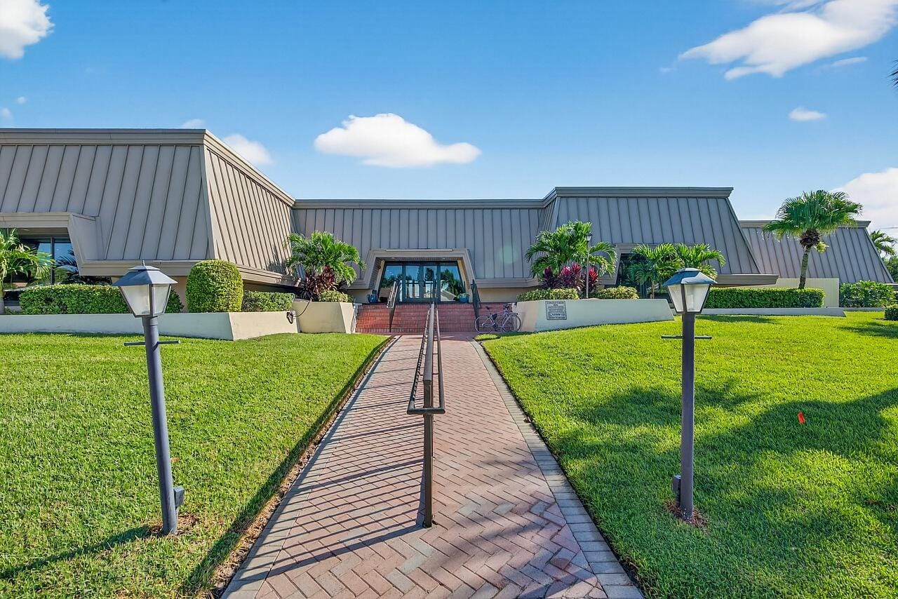 1800 SE Saint Lucie Boulevard 7-307, Stuart, FL 34996 photo 24