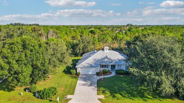 149 SE Ashley Oaks Way, sold in South Fork Estates, Stuart, FL