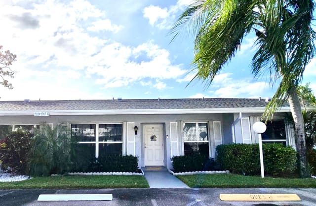 2720 SW 15th Street 2-C, Delray Beach, FL 33445