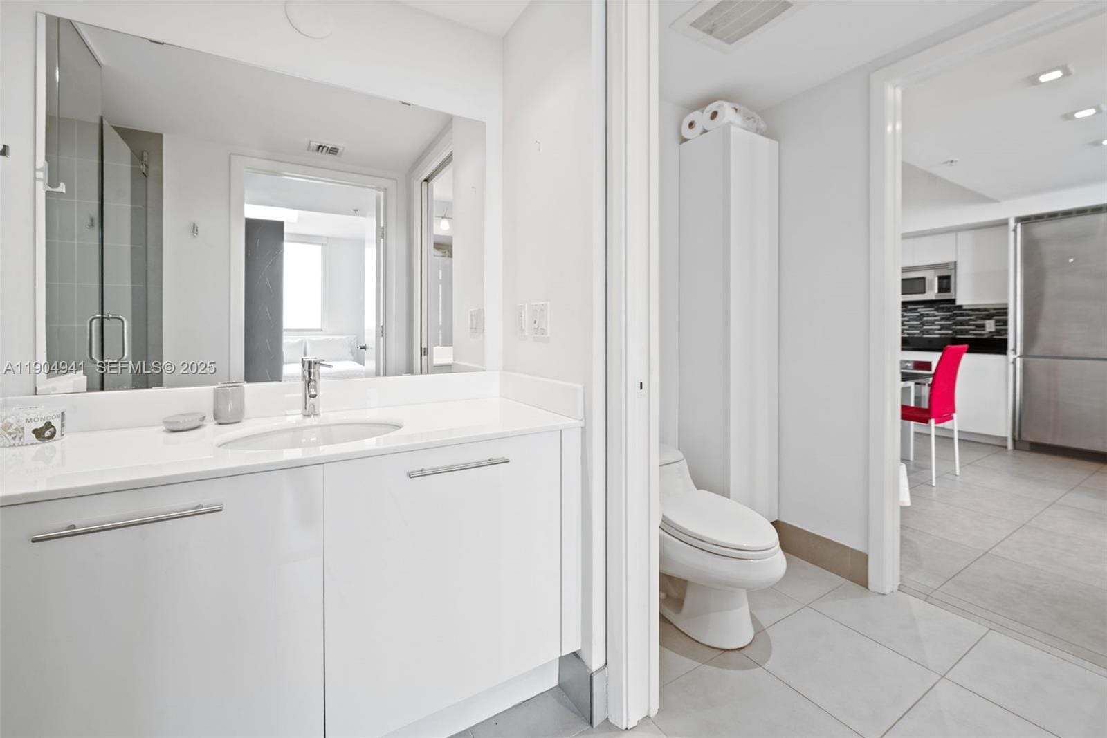 92 SW 3rd Street 3809, Miami, FL 33130 photo 18