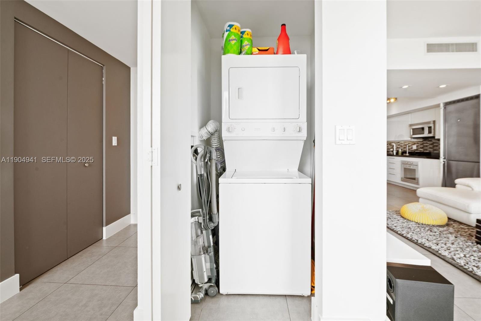 92 SW 3rd Street 3809, Miami, FL 33130 photo 19