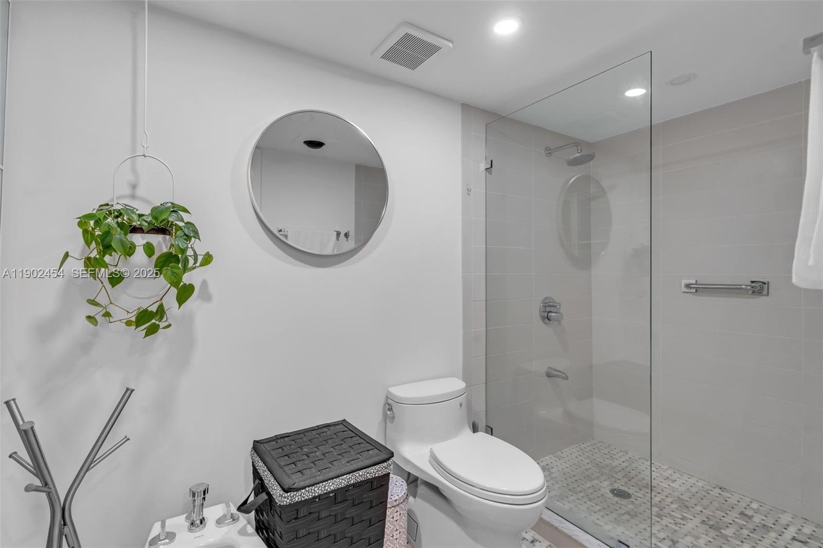 101 Ocean Lane Drive 108, Key Biscayne, FL 33149 photo 17