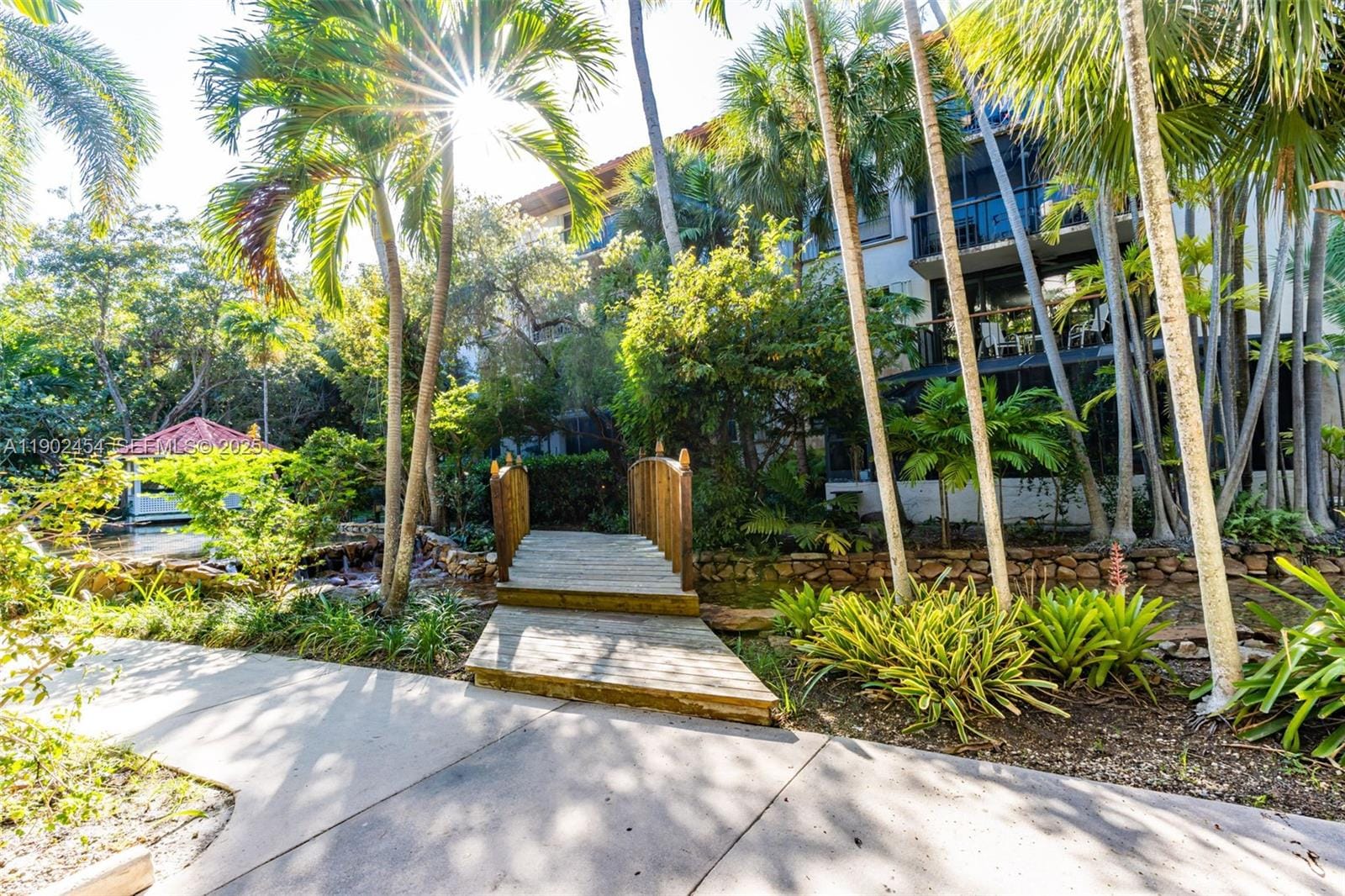 101 Ocean Lane Drive 108, Key Biscayne, FL 33149 photo 27