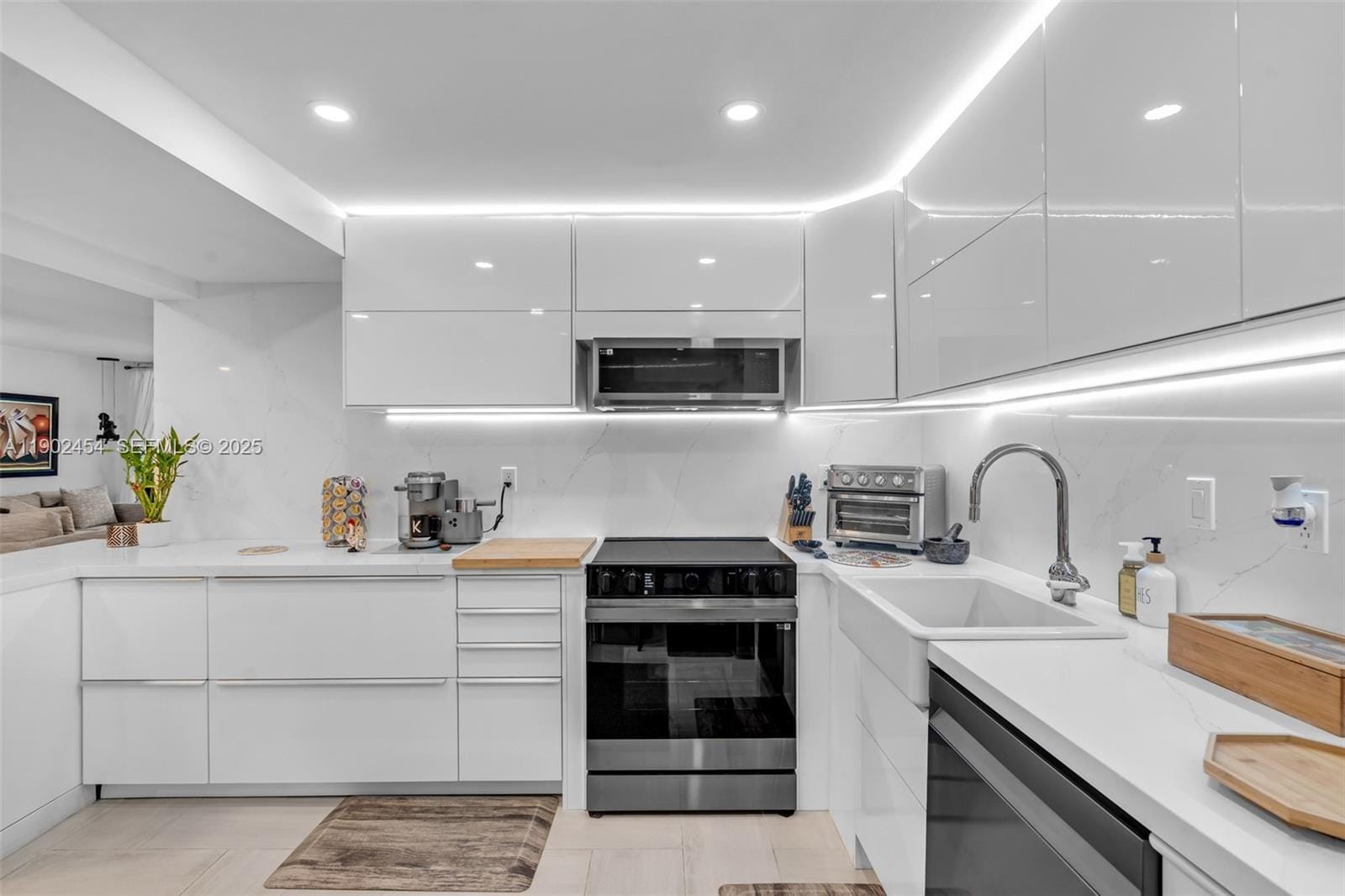101 Ocean Lane Drive 108, Key Biscayne, FL 33149 photo 4