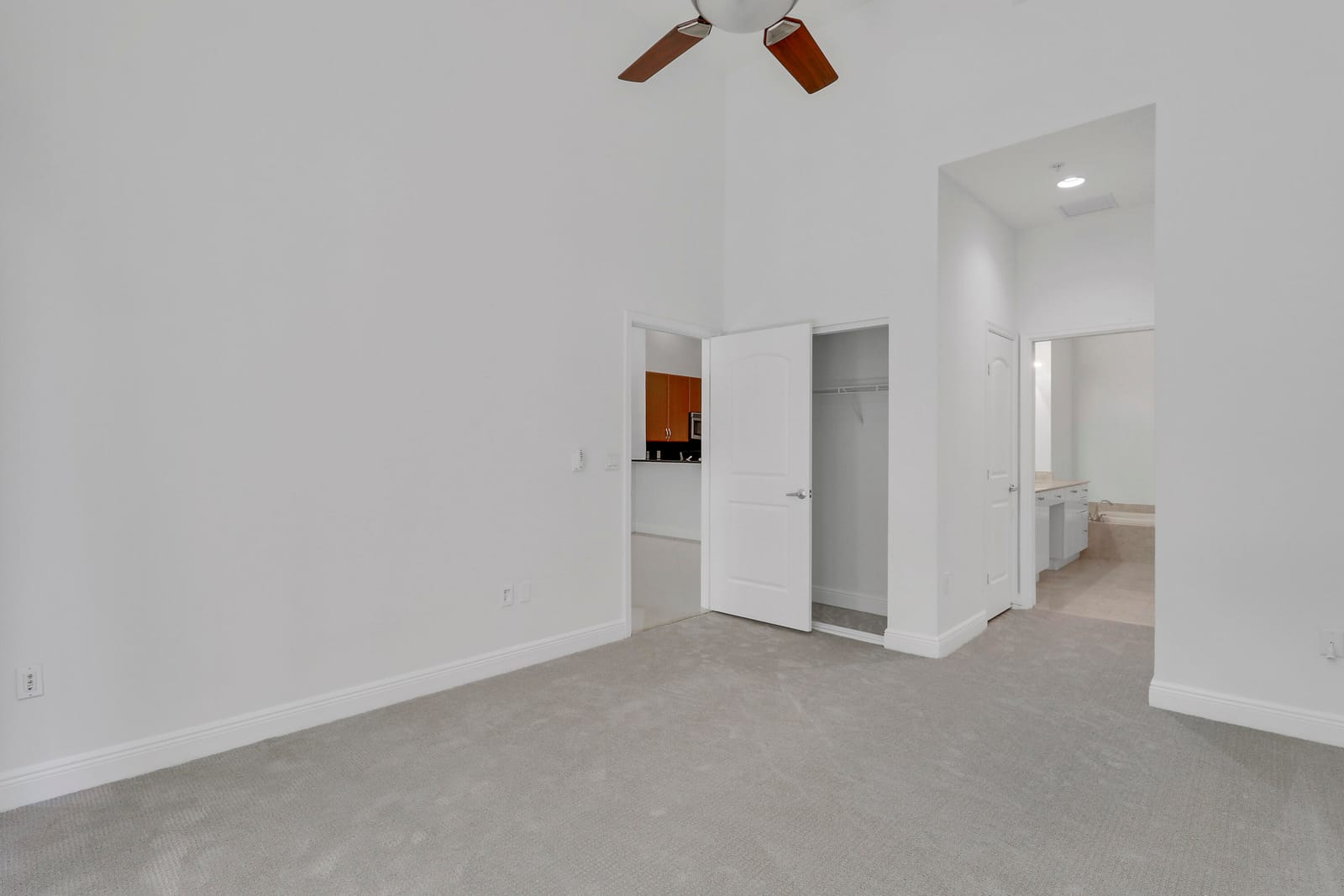 701 S Olive Avenue 307, West Palm Beach, FL 33401 photo 27