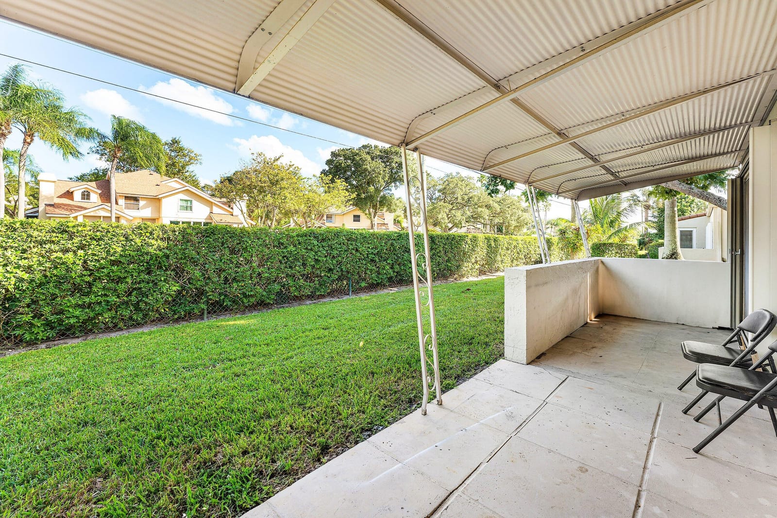 2541 Boundbrook Boulevard 110, Palm Springs, FL 33406 photo 29