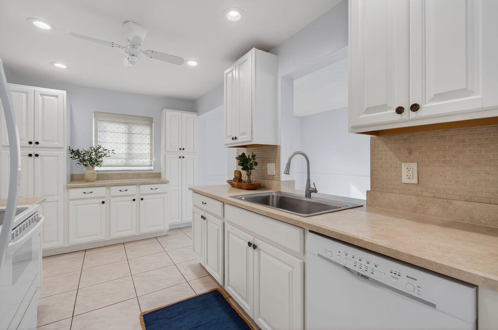 2095 SW 13th Terrace — photo 7