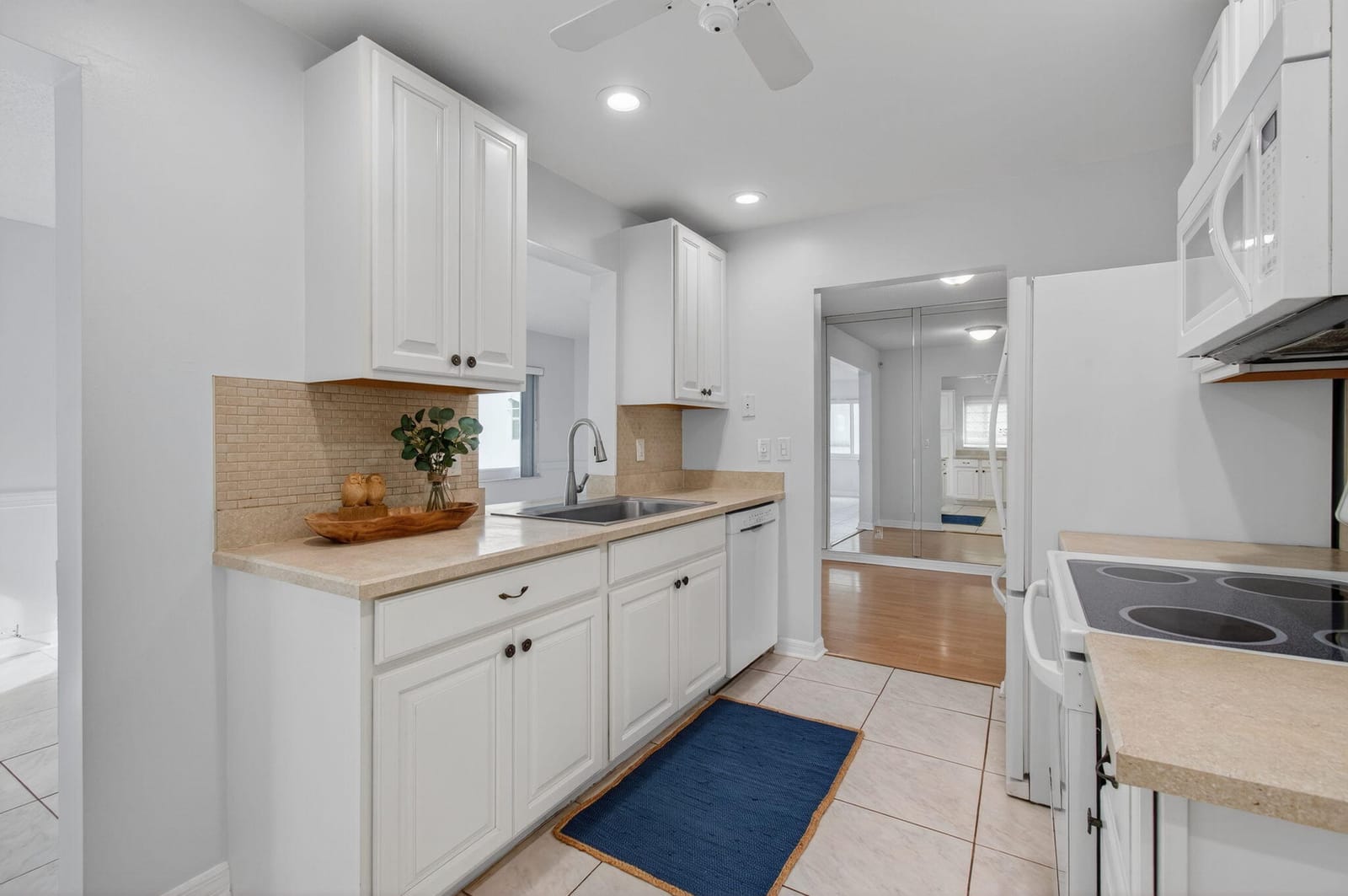 2095 SW 13th Terrace — photo 9